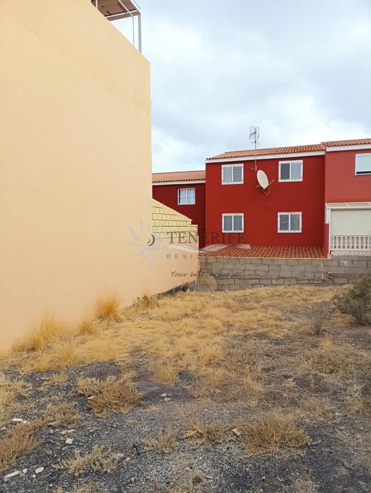 Grond te koop in Piedra Hincada - € 148.000 (Ref: 9459386)