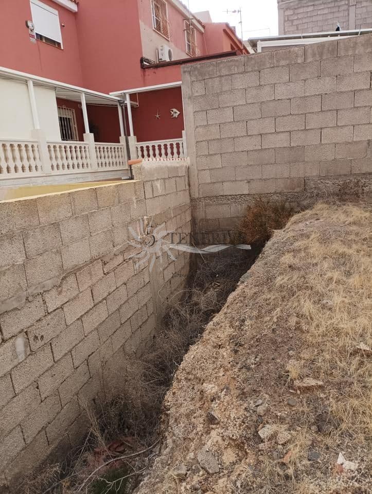 Grond te koop in Piedra Hincada - € 148.000 (Ref: 9459386)