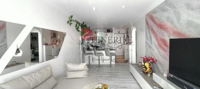 2 soveværelse Lejlighed til salg i Torviscas Centro y Alto, Adeje med garage - € 425.000 (Ref: 9459387)