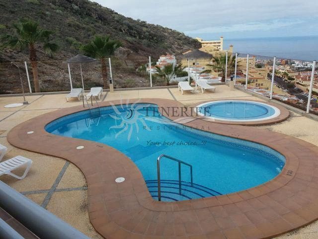 2 bedroom Flat for sale in Adeje with garage - € 425,000 (Ref: 9459387)