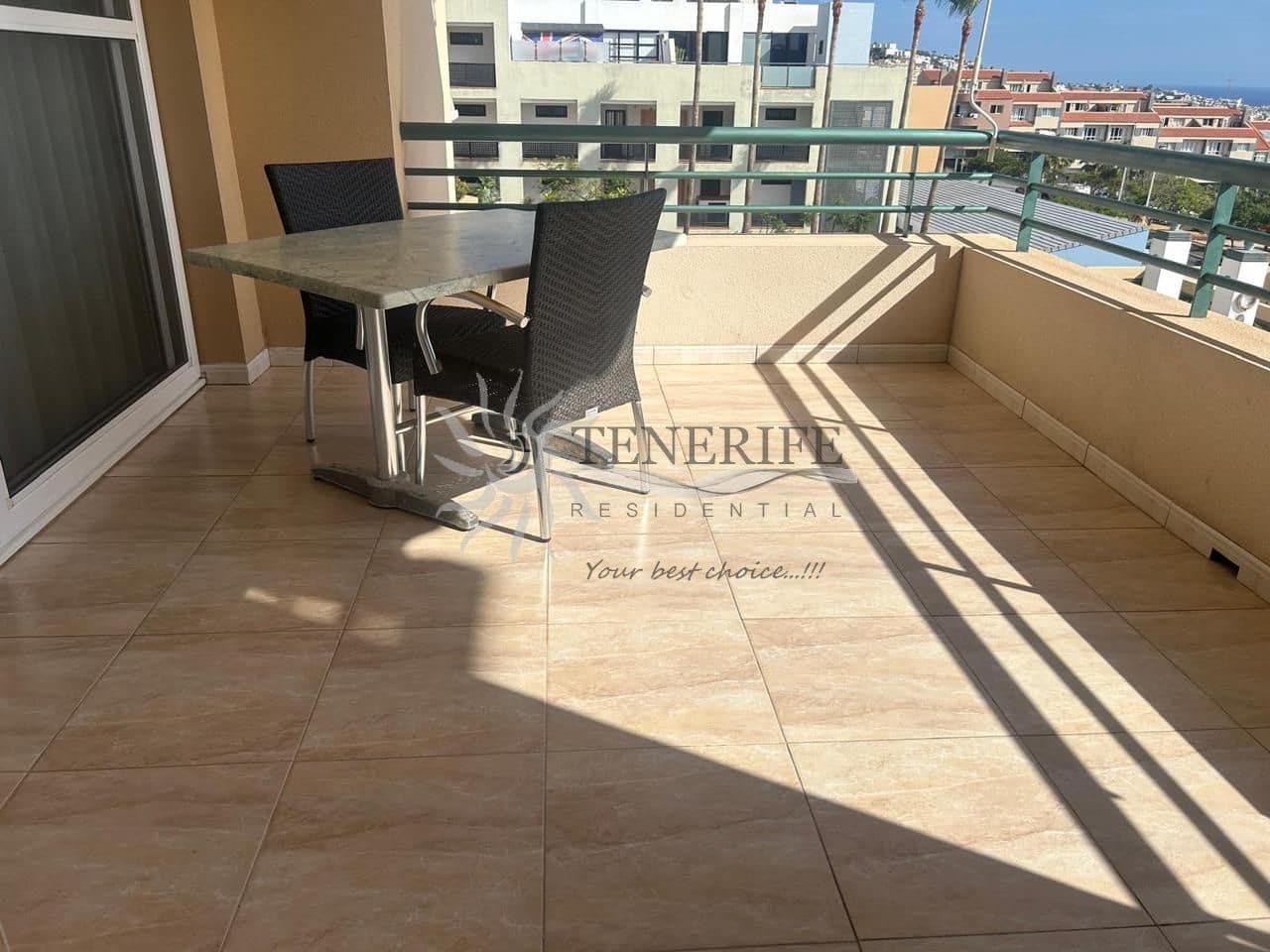 2 bedroom Flat for sale in Adeje with garage - € 469,000 (Ref: 9459388)