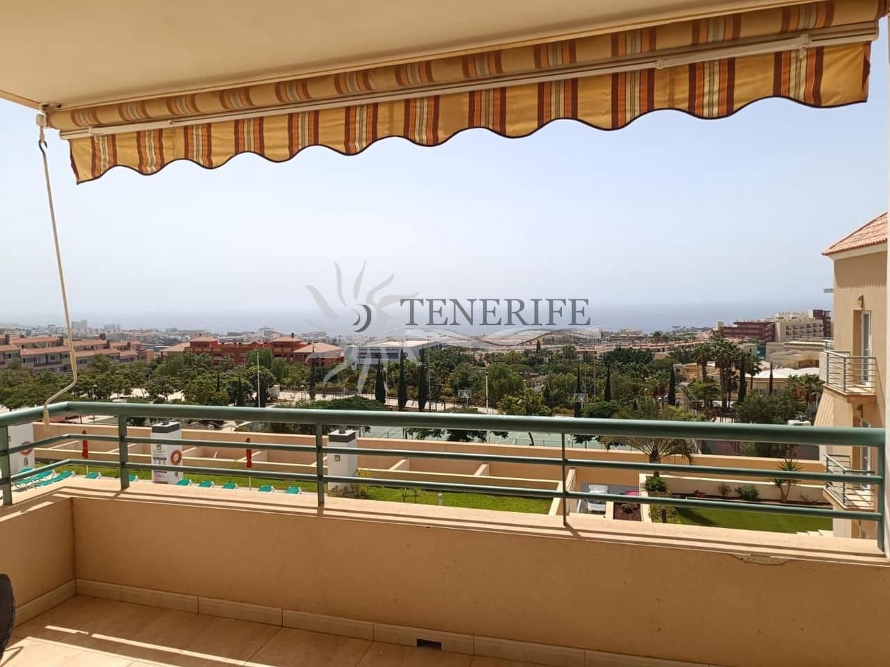 2 soverom Leilighet til salgs i Costa Adeje med garasje - € 469 000 (Ref: 9459388)