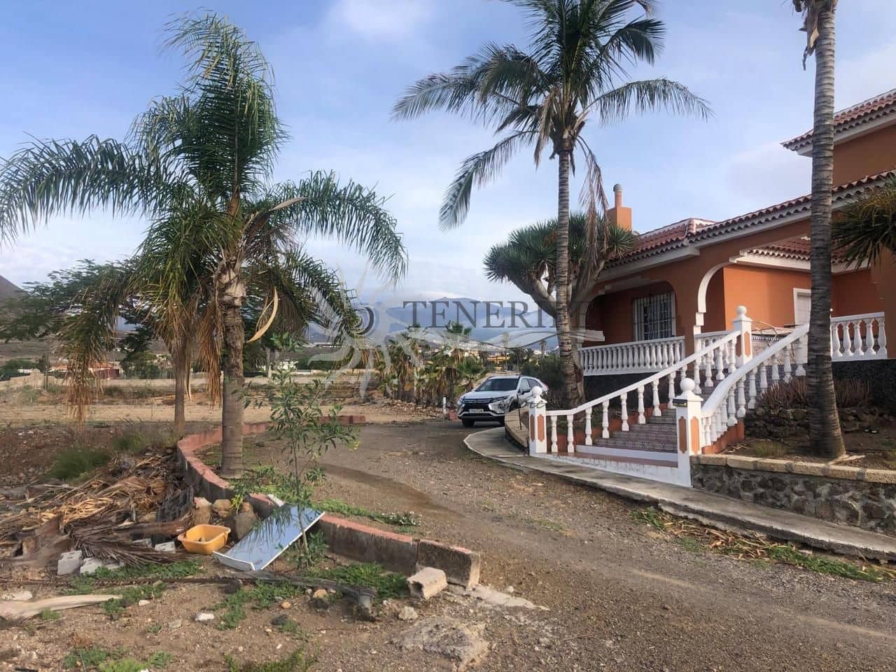 3 bedroom Finca/Country House for sale in Granadilla de Abona - € 1,300,000 (Ref: 9459389)