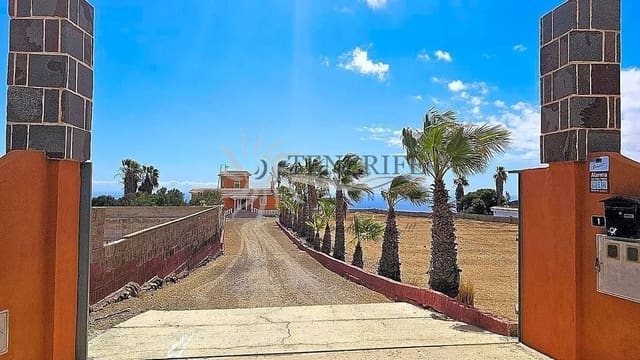 Finca/Casa Rural de 3 habitaciones en Granadilla de Abona en venta - 1.300.000 € (Ref: 9459389)