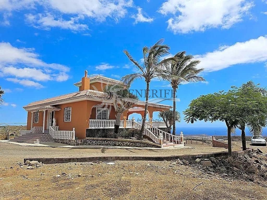 3 bedroom Finca/Country House for sale in Granadilla de Abona - € 1,300,000 (Ref: 9459389)