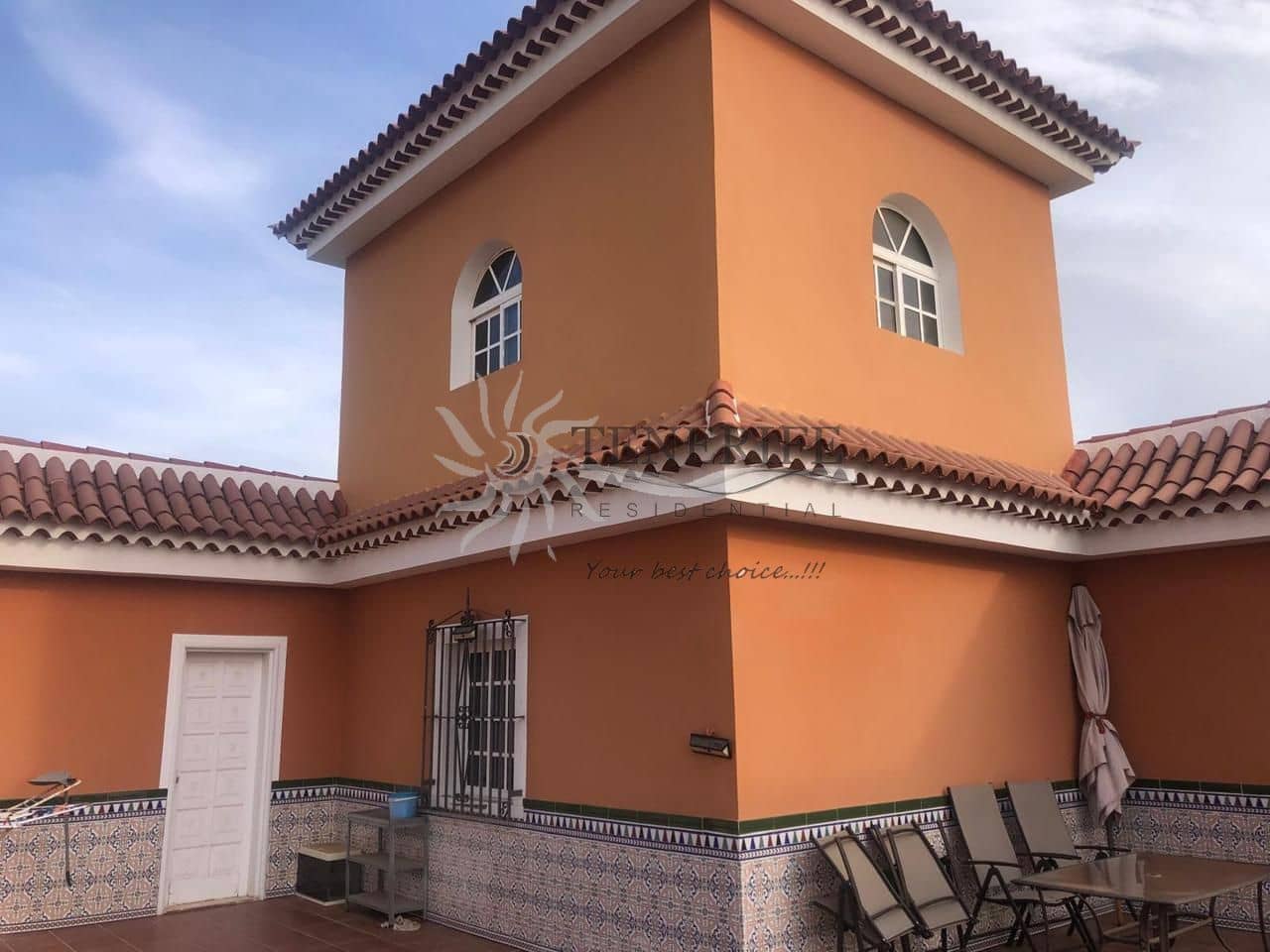 3 bedroom Finca/Country House for sale in Granadilla de Abona - € 1,300,000 (Ref: 9459389)