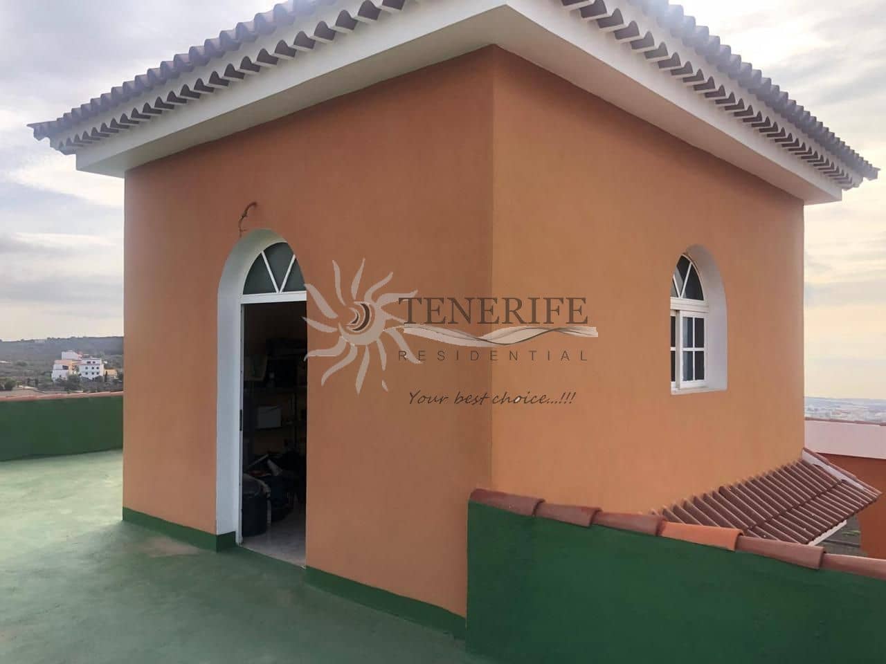 3 bedroom Finca/Country House for sale in Granadilla de Abona - € 1,300,000 (Ref: 9459389)