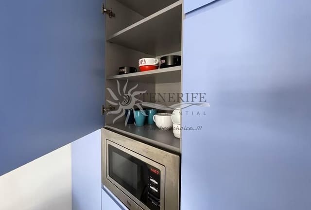 Piso de 1 habitación en Playa de las Américas, Adeje en venta con garaje - 335.000 € (Ref: 9459391)