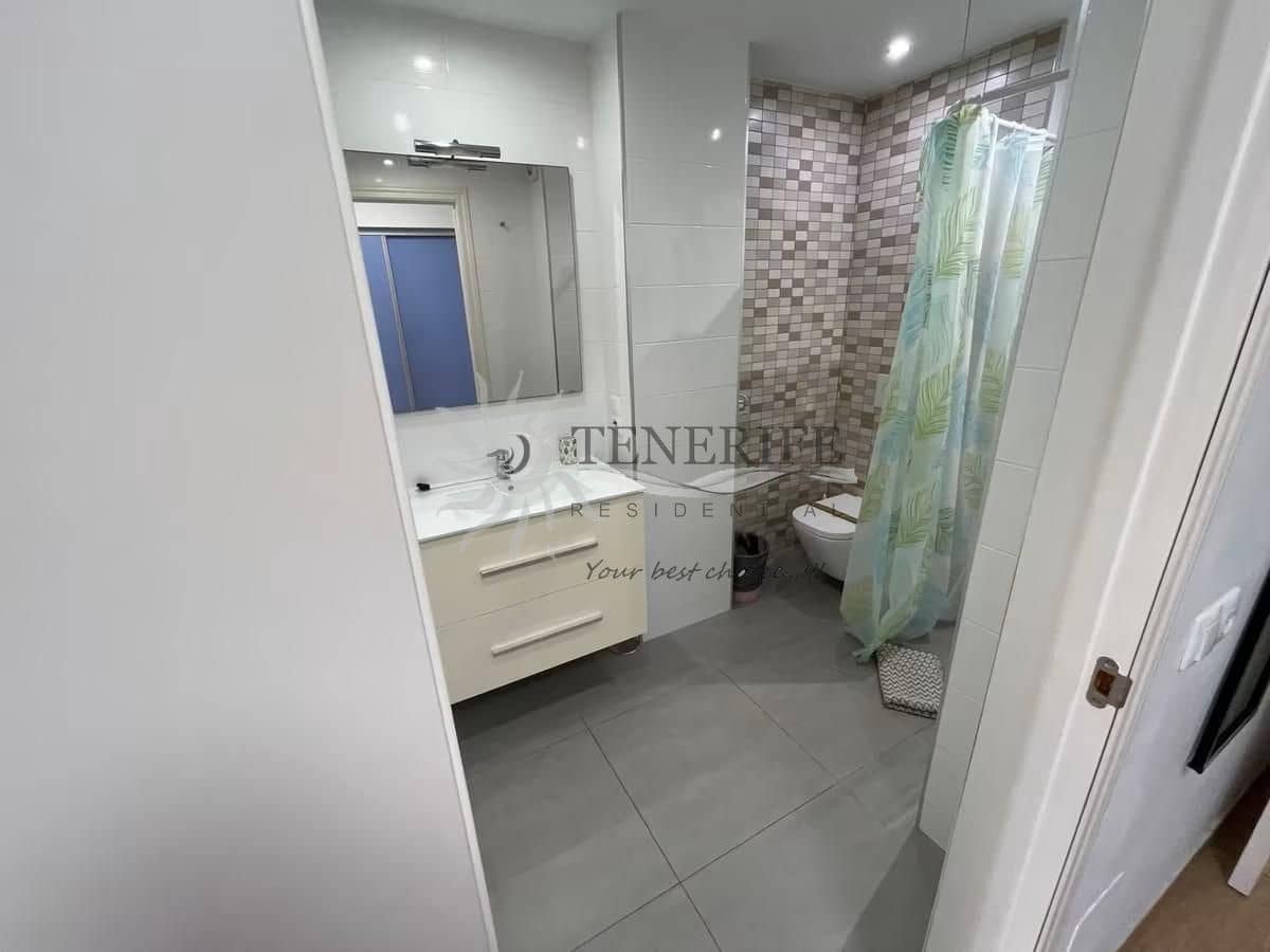 1 bedroom Flat for sale in Costa Adeje with garage - € 335,000 (Ref: 9459391)