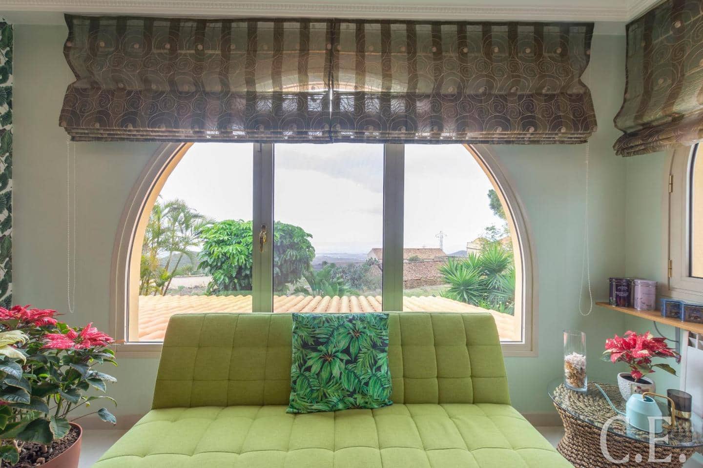 5 soverom Villa til salgs i San Miguel de Abona med svømmebasseng garasje - € 980 000 (Ref: 9459396)