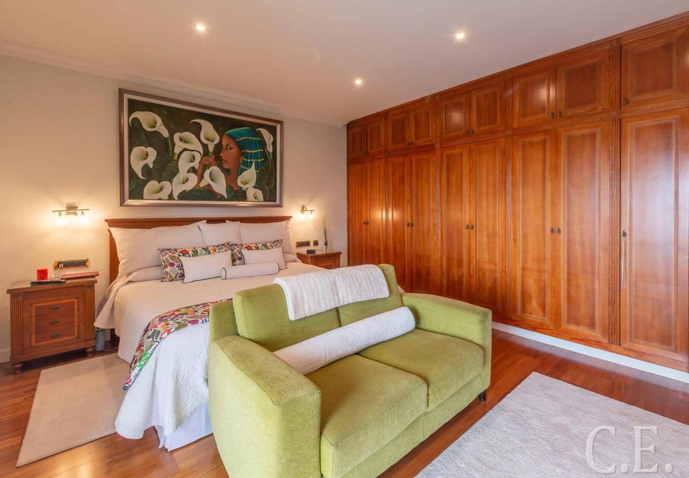 5 soverom Villa til salgs i San Miguel de Abona med svømmebasseng garasje - € 980 000 (Ref: 9459396)