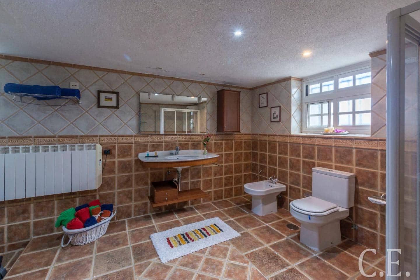 5 soverom Villa til salgs i San Miguel de Abona med svømmebasseng garasje - € 980 000 (Ref: 9459396)