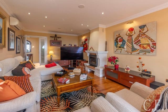 5 soverom Villa til salgs i San Miguel de Abona med svømmebasseng garasje - € 980 000 (Ref: 9459396)