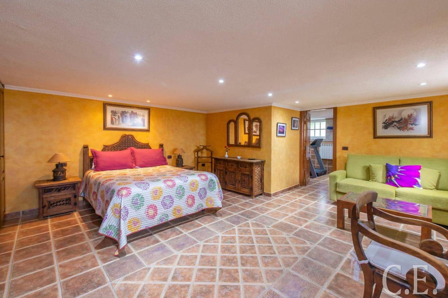 5 soverom Villa til salgs i San Miguel de Abona med svømmebasseng garasje - € 980 000 (Ref: 9459396)