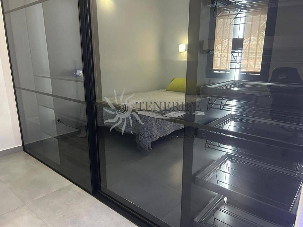 2 bedroom Flat for sale in Los Cristianos - € 359,000 (Ref: 9459399)