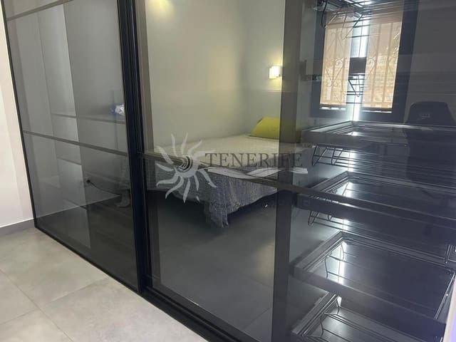 2 makuuhuone Asunto myytävänä paikassa Los Cristianos, Arona - 359 000 € (Ref: 9459399)