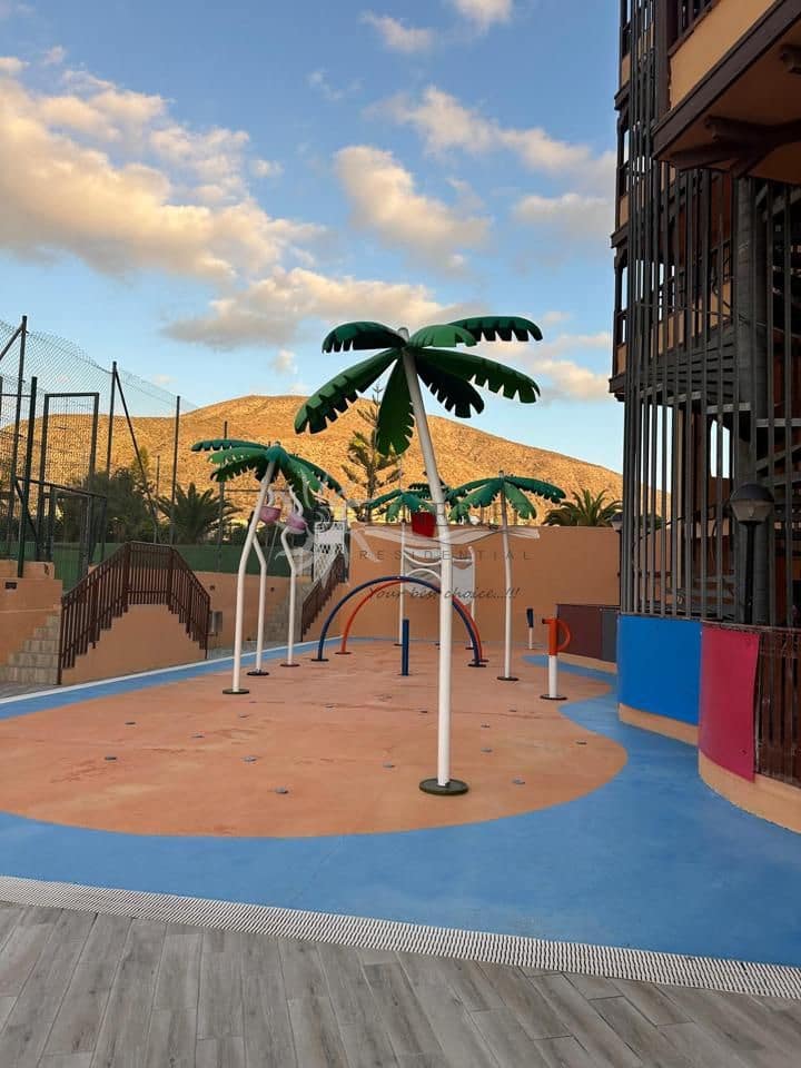 2 bedroom Flat for sale in Los Cristianos - € 359,000 (Ref: 9459399)