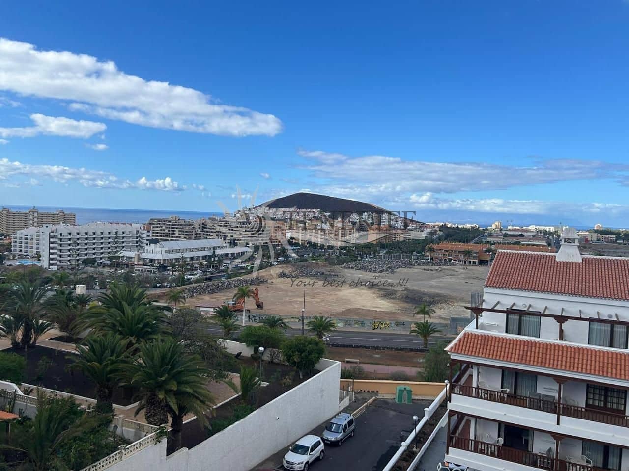 2 bedroom Flat for sale in Los Cristianos - € 359,000 (Ref: 9459399)