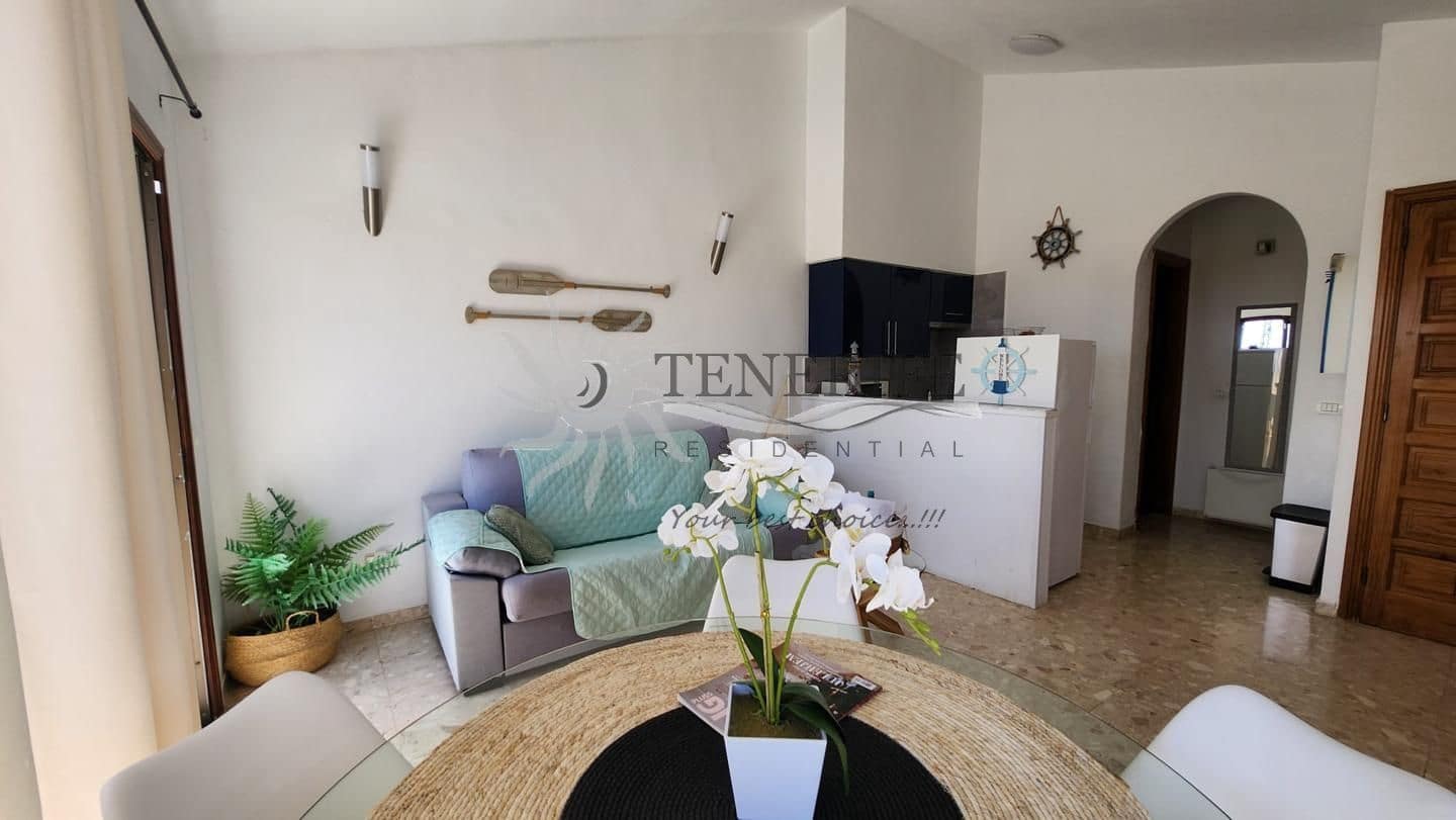 1 bedroom Flat for sale in San Miguel de Abona - € 250,000 (Ref: 9459400)