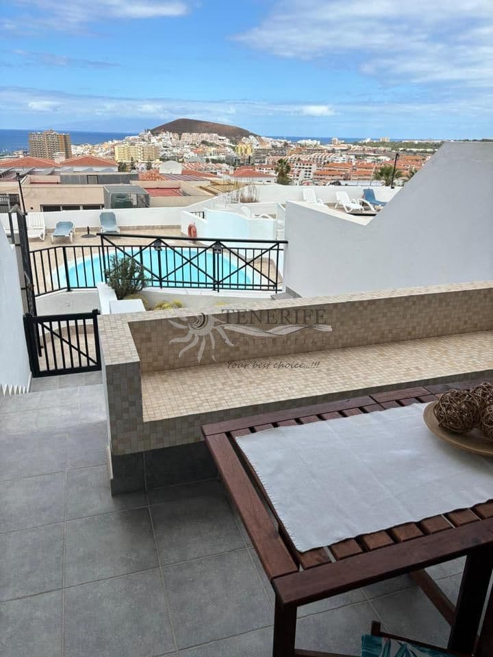 2 bedroom Flat for sale in Arona - € 515,000 (Ref: 9459404)