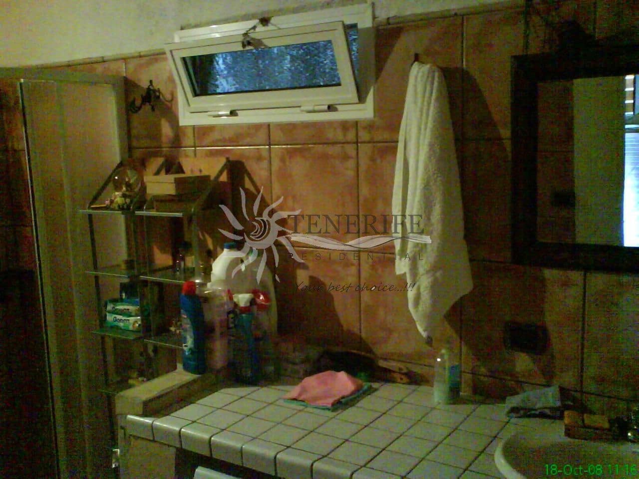 2 bedroom Flat for sale in Arona - € 515,000 (Ref: 9459404)