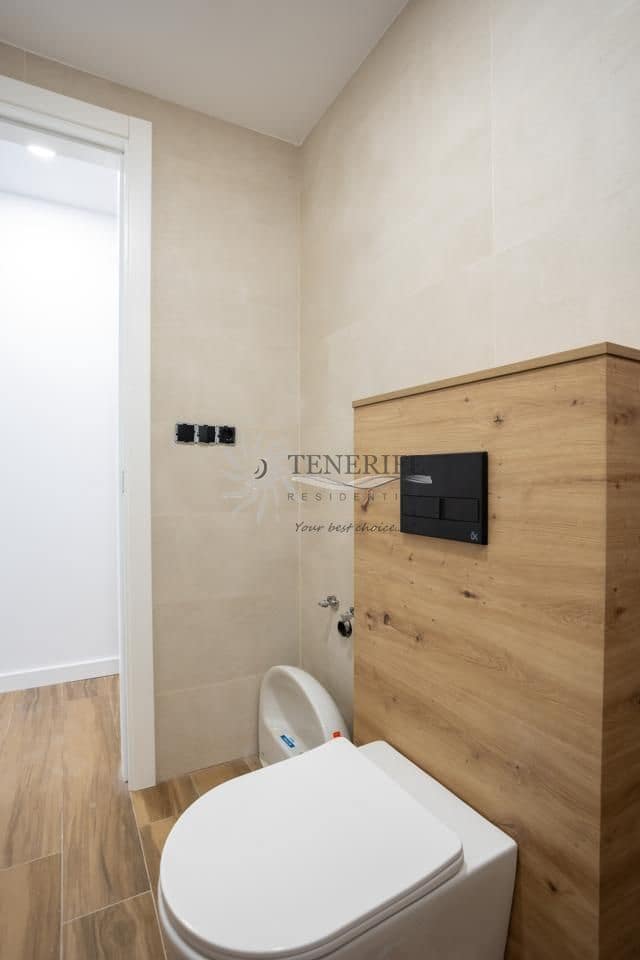 2 bedroom Flat for sale in Santiago del Teide with garage - € 325,000 (Ref: 9459405)