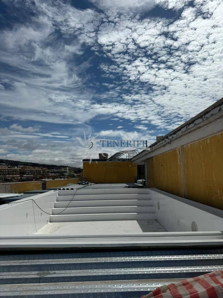 2 bedroom Flat for sale in Santiago del Teide with garage - € 325,000 (Ref: 9459405)