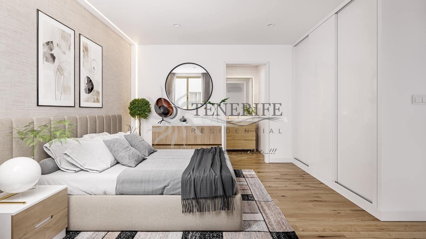 2 bedroom Flat for sale in Santiago del Teide with garage - € 325,000 (Ref: 9459405)