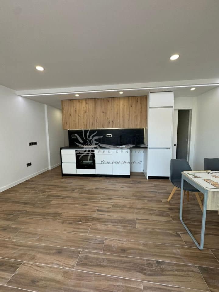 2 bedroom Flat for sale in Santiago del Teide with garage - € 325,000 (Ref: 9459405)