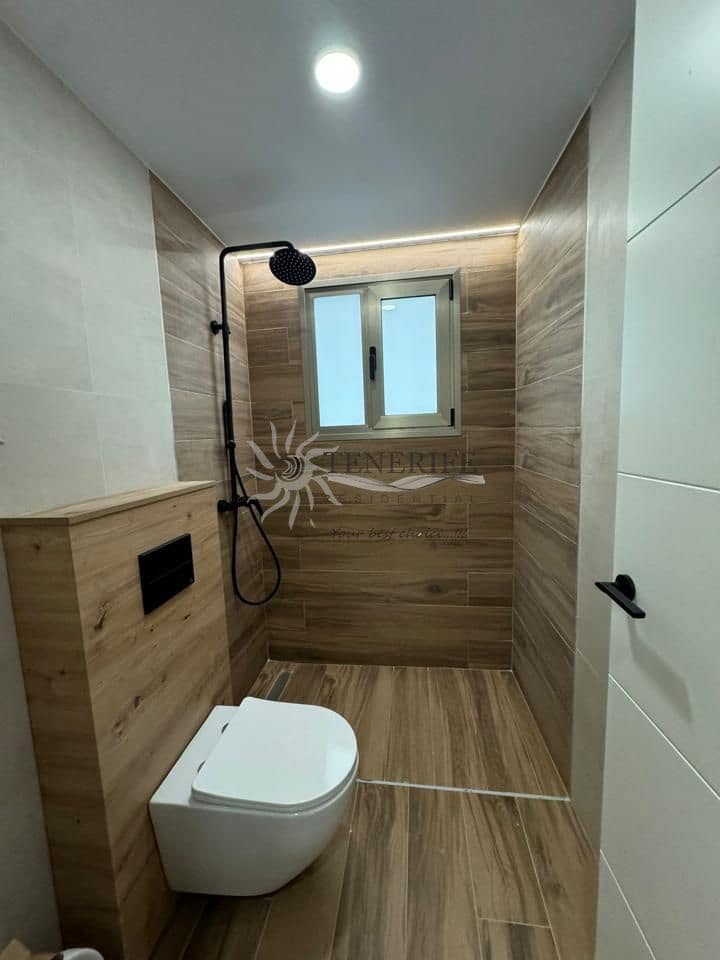 2 bedroom Flat for sale in Santiago del Teide with garage - € 325,000 (Ref: 9459405)