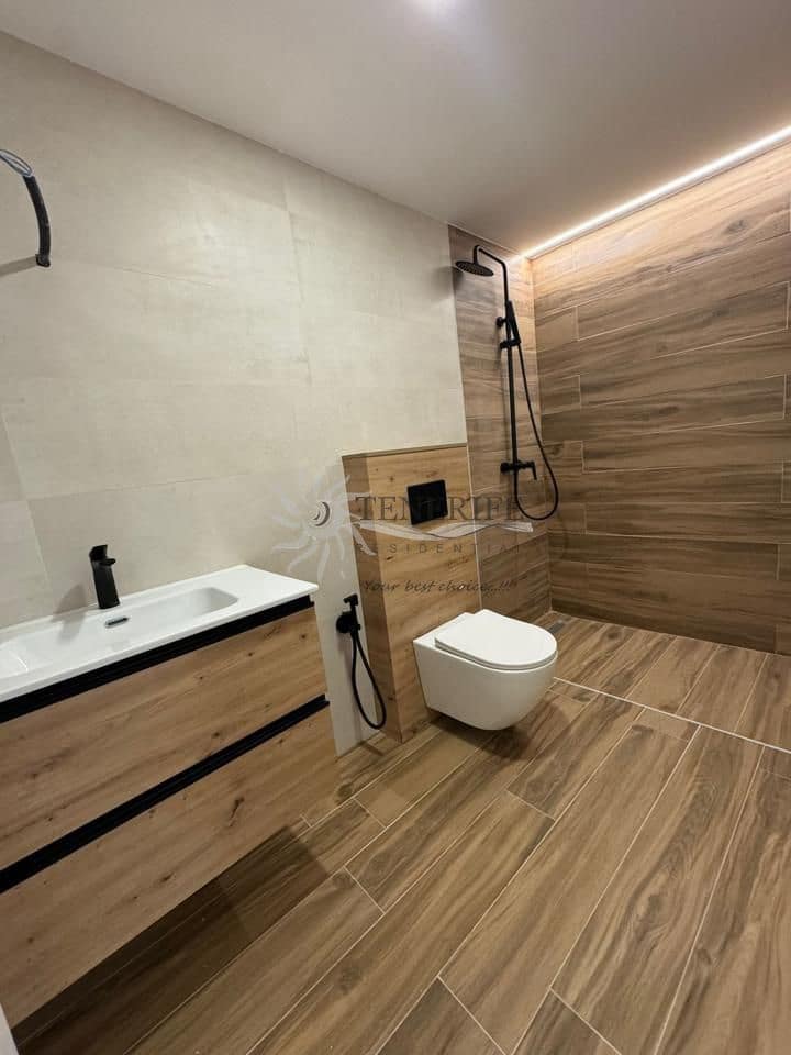 2 bedroom Flat for sale in Santiago del Teide with garage - € 325,000 (Ref: 9459405)