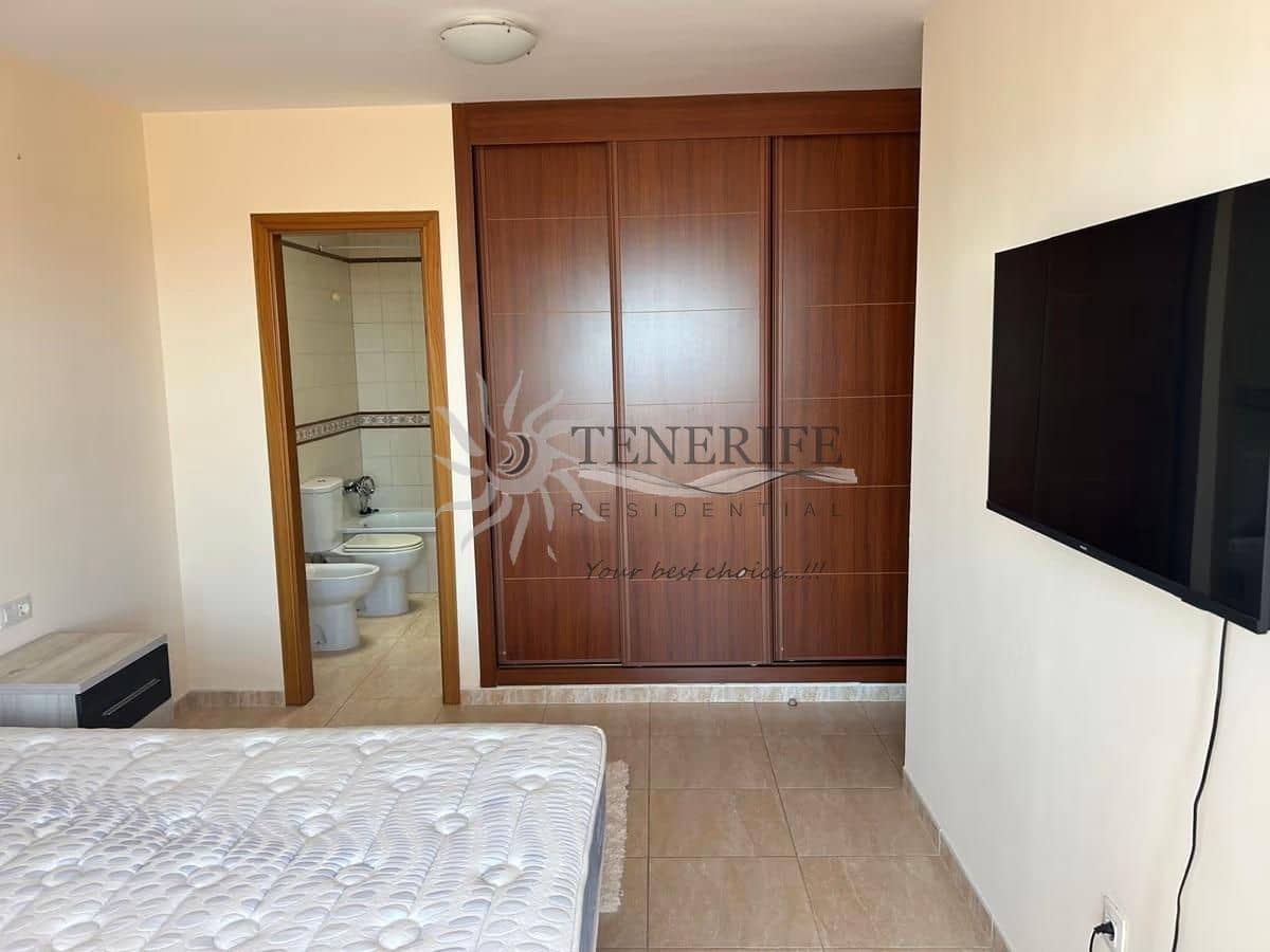 3 slaapkamer Huis te koop in Adeje met garage - € 475.000 (Ref: 9459406)