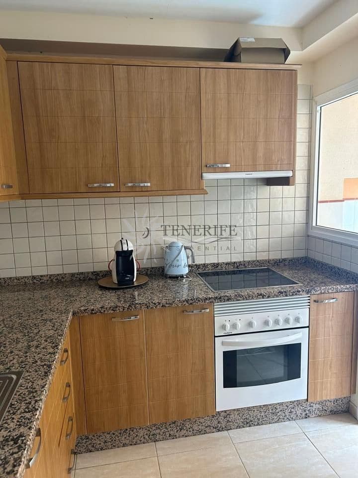 3 slaapkamer Huis te koop in Adeje met garage - € 475.000 (Ref: 9459406)