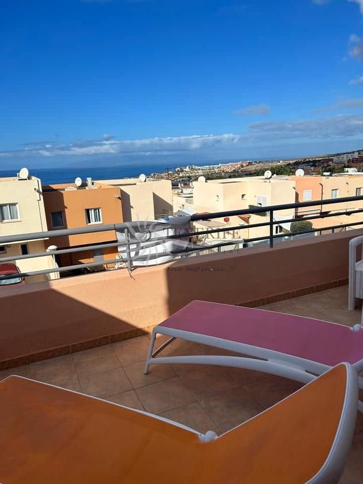 3 slaapkamer Huis te koop in Adeje met garage - € 475.000 (Ref: 9459406)