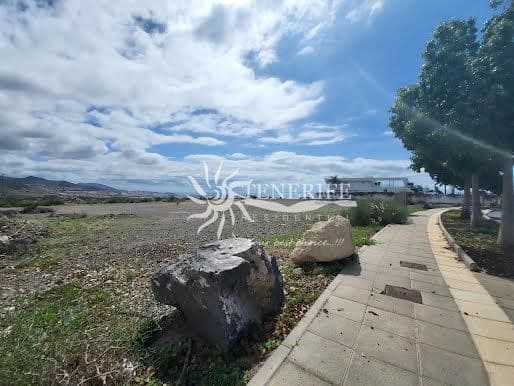 Building Plot for sale in Adeje - € 2,000,000 (Ref: 9459410)