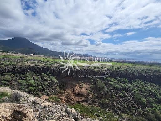 Building Plot for sale in Adeje - € 2,000,000 (Ref: 9459410)