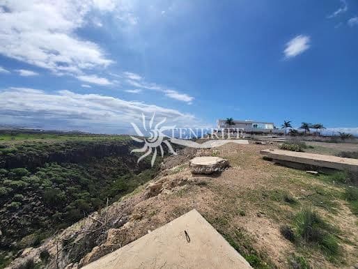 Building Plot for sale in Adeje - € 2,000,000 (Ref: 9459410)