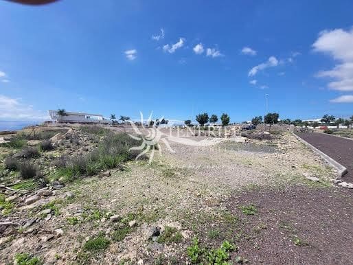 Building Plot for sale in Adeje - € 2,000,000 (Ref: 9459410)