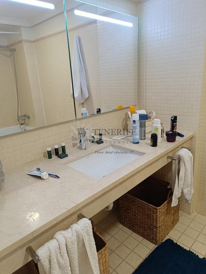 3 bedroom Flat for sale in Santiago del Teide with garage - € 525,000 (Ref: 9459411)