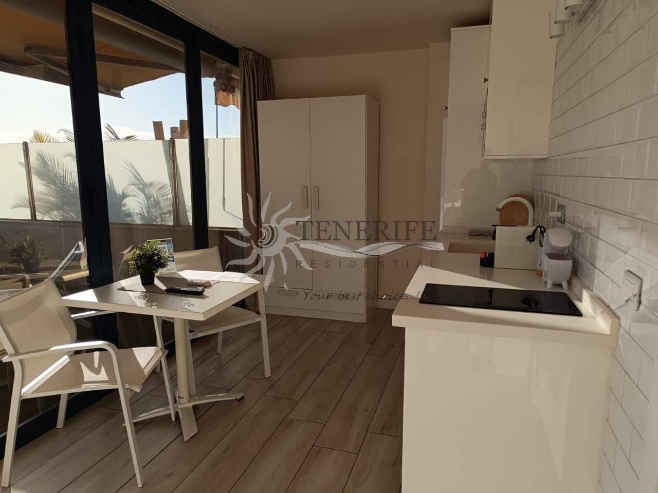 3 bedroom Flat for sale in Santiago del Teide with garage - € 525,000 (Ref: 9459411)