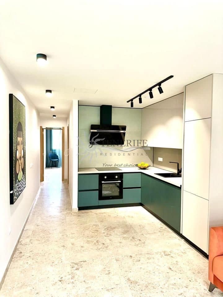 2 bedroom Flat for sale in Guia de Isora with garage - € 310,000 (Ref: 9459412)