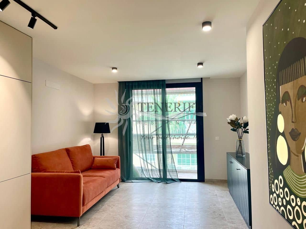 2 bedroom Flat for sale in Guia de Isora with garage - € 310,000 (Ref: 9459412)