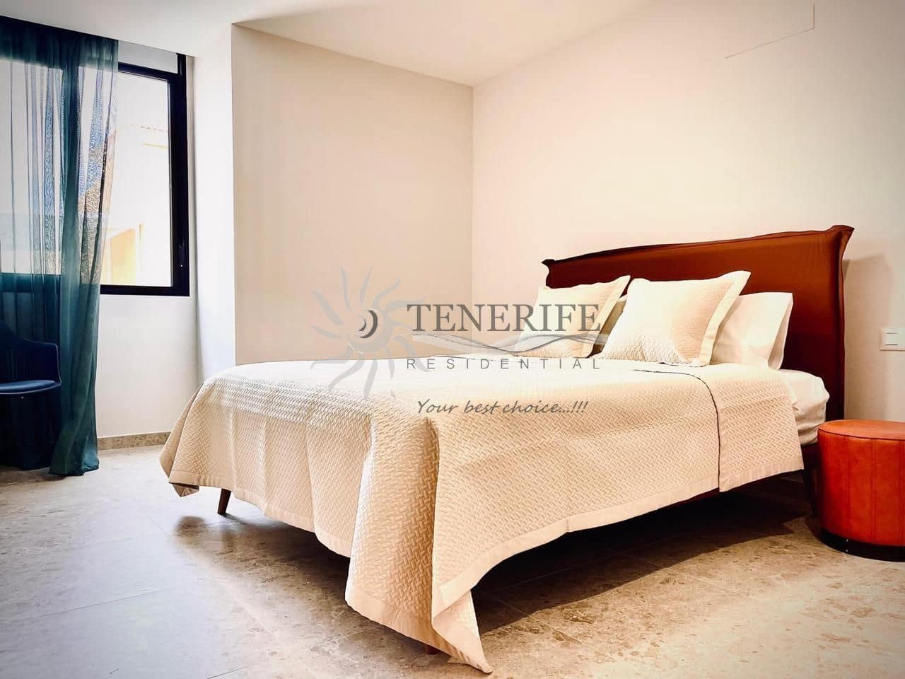 2 bedroom Flat for sale in Guia de Isora with garage - € 310,000 (Ref: 9459412)