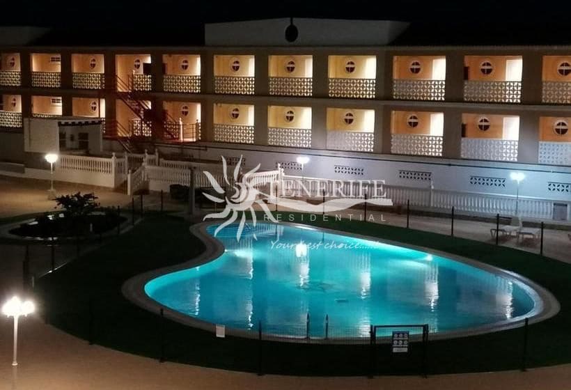 Studio for sale in Arona with pool - € 148,500 (Ref: 9459414)