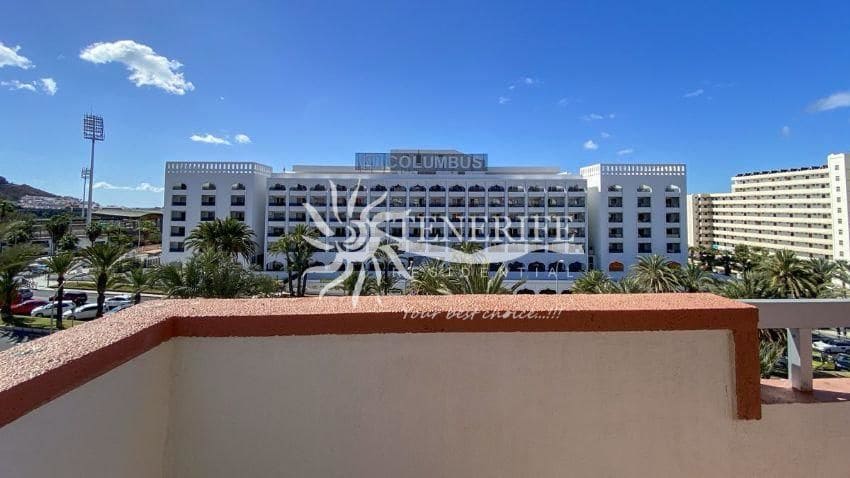 1 bedroom Flat for sale in Arona with garage - € 239,000 (Ref: 9459416)