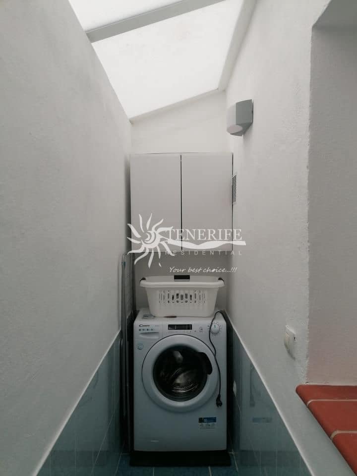 1 bedroom Apartment for sale in Adeje with garage - € 180,000 (Ref: 9459423)