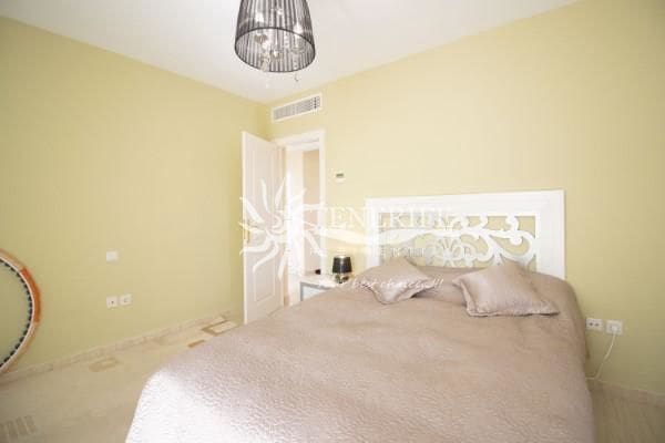 Chalet de 5 habitaciones en Torviscas, Adeje en venta con piscina garaje - 1.500.000 € (Ref: 9459428)