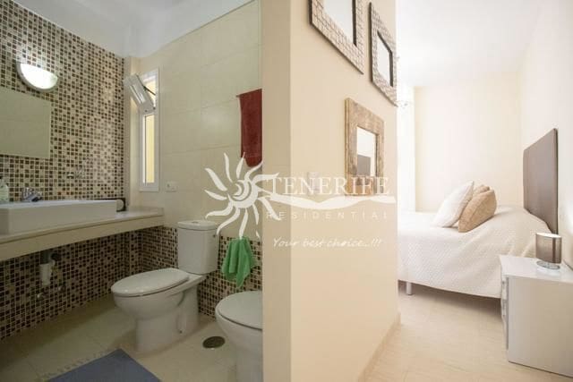 5 bedroom Villa for sale in Torviscas with pool garage - € 1,500,000 (Ref: 9459428)