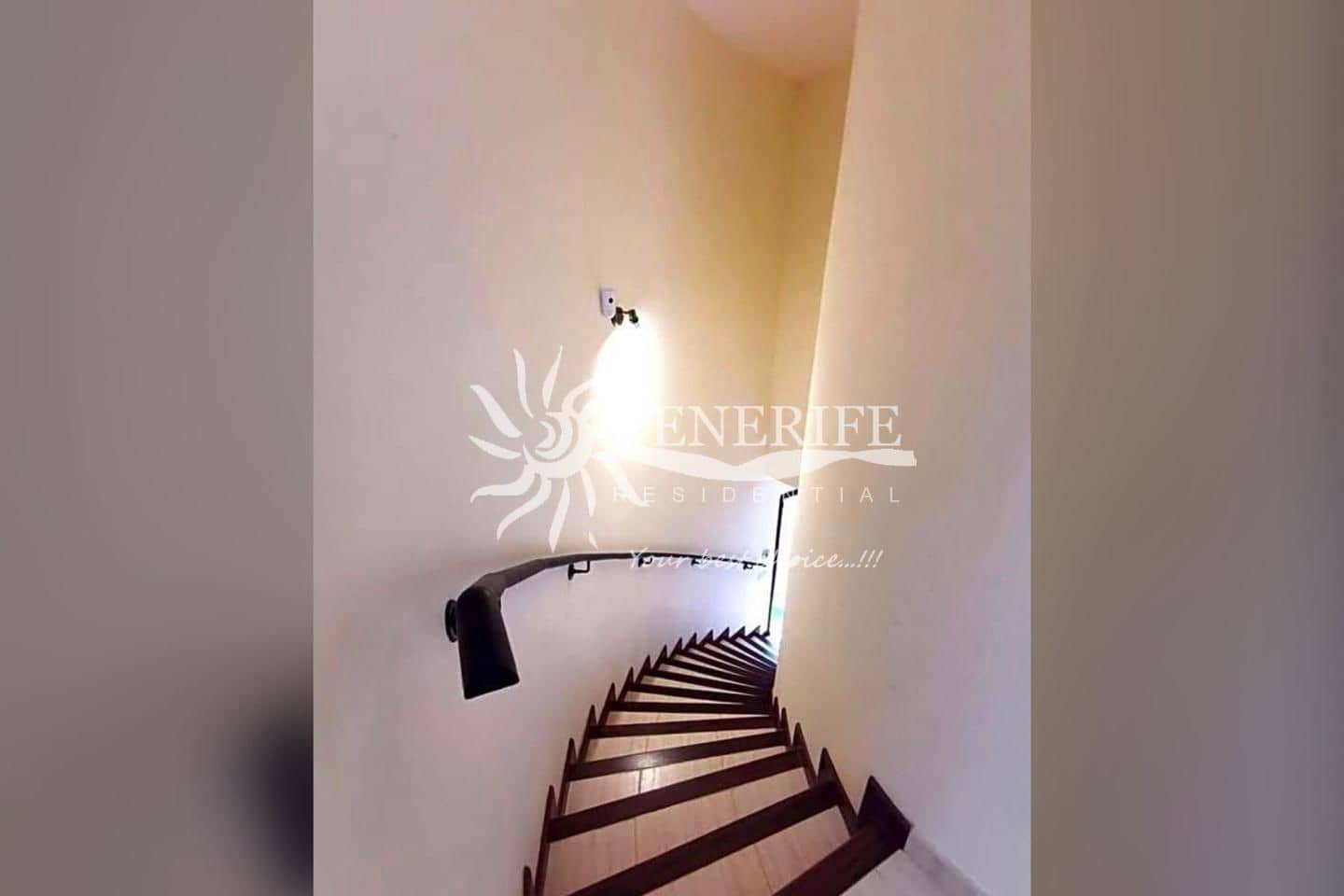 5 bedroom Villa for sale in Torviscas with pool garage - € 1,500,000 (Ref: 9459428)