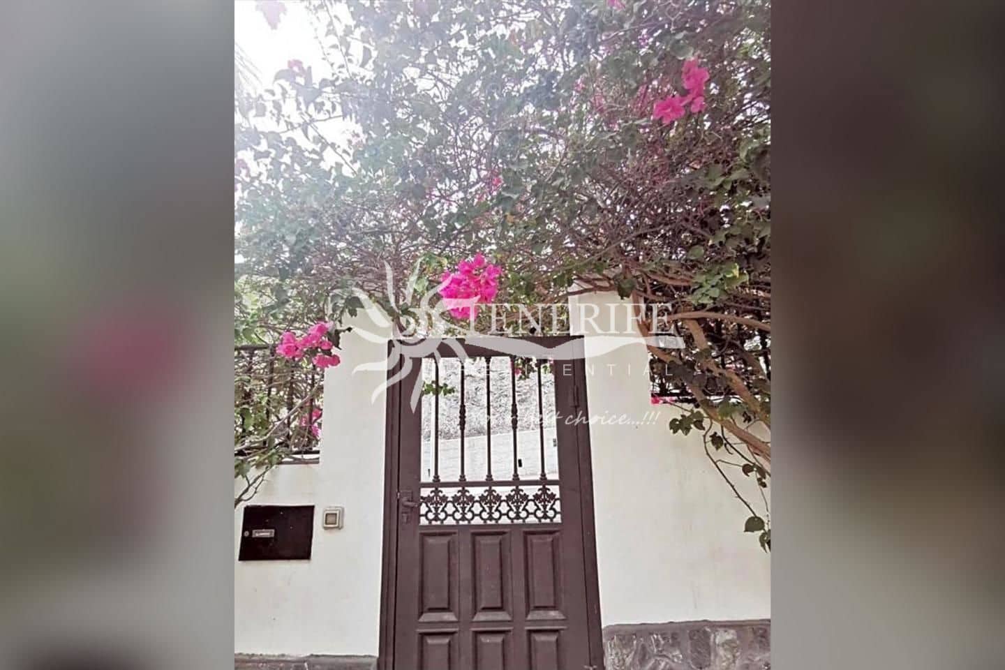 5 bedroom Villa for sale in Torviscas with pool garage - € 1,500,000 (Ref: 9459428)